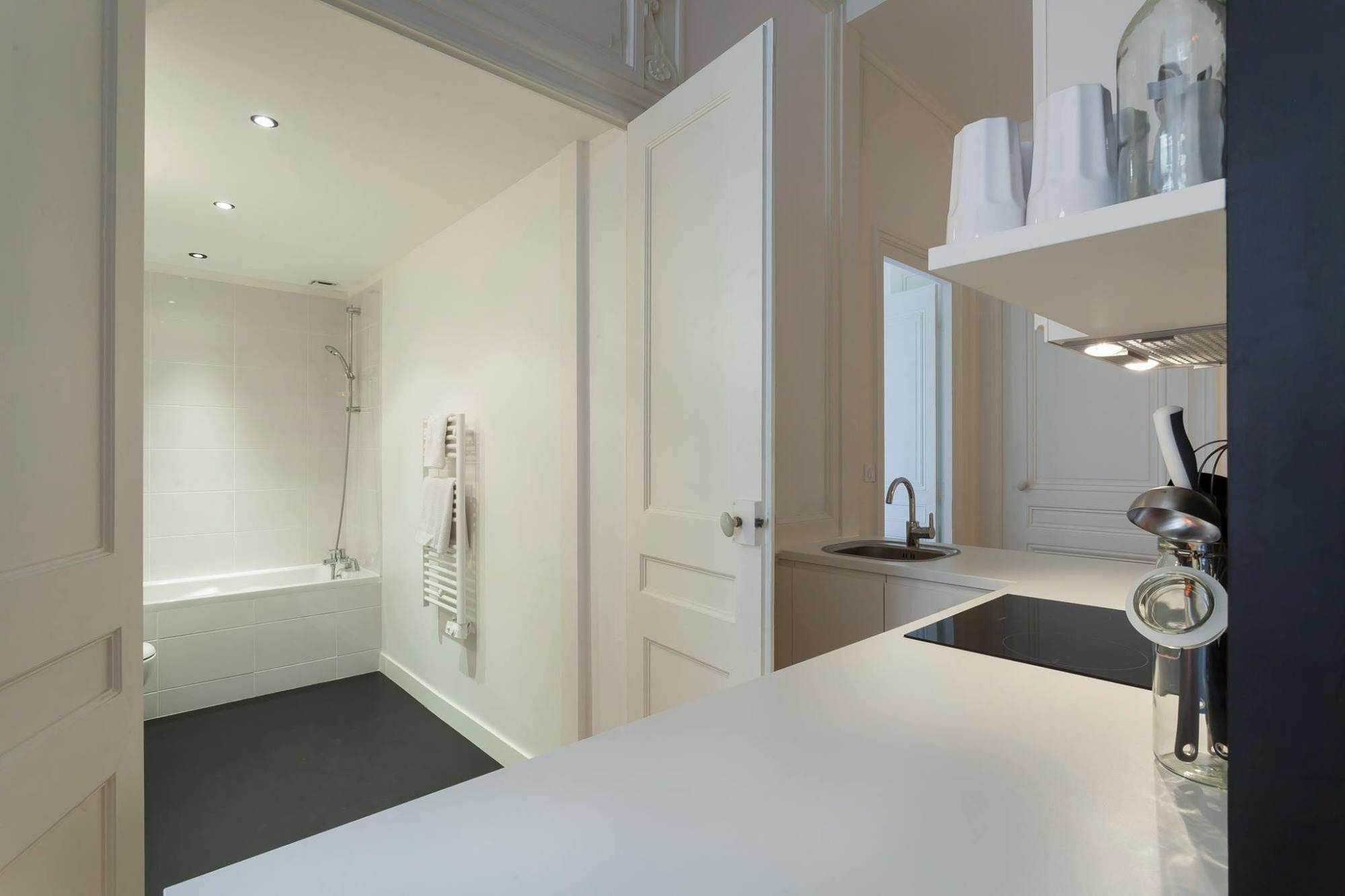 Like Home - Le Parc Lyon Exterior foto